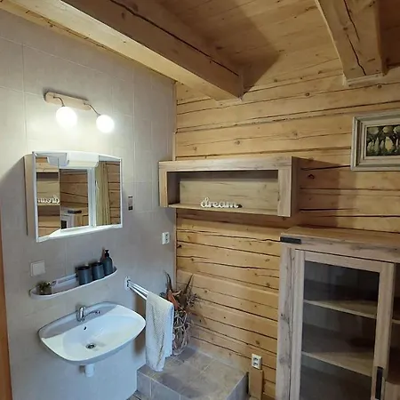 Raj Lodge Hrabusice