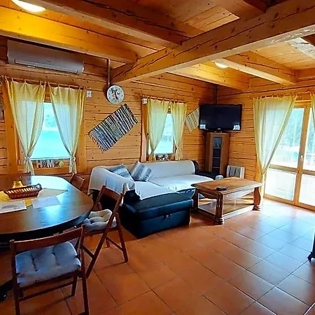 Lodge Raj *