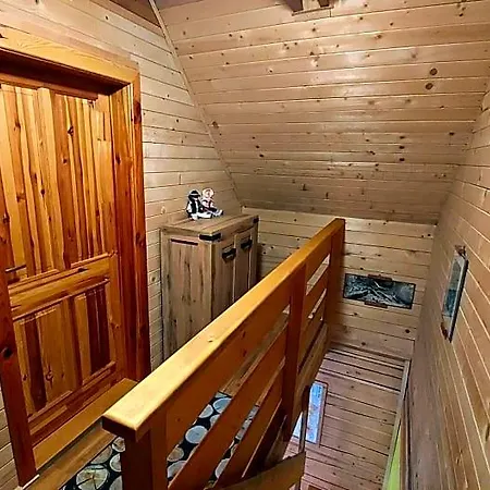 Lodge Raj